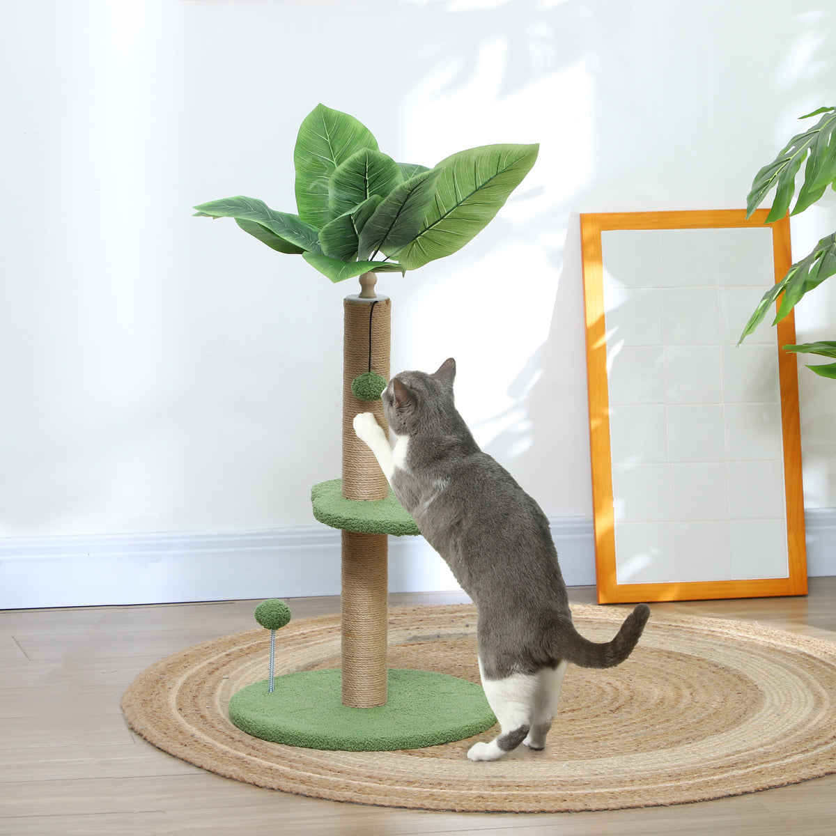 Arbre à chat arbre à grimper pour chat hauteur 83 cm avec griffoir en jute, balles jouets, plates-formes en peluche